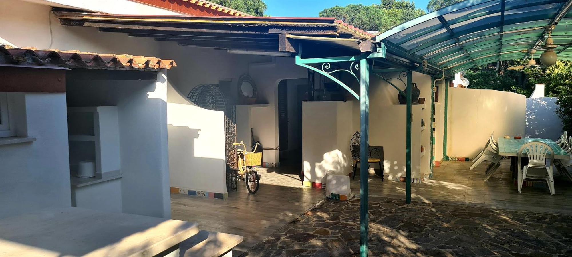 Villa Jungle House - Pineta Is Morus Santa Margherita di Pula Habitación foto